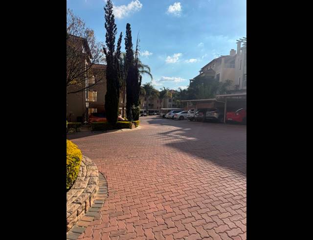 2 BEDROOM PROPERTY TO RENT IN SUNNINGHILL